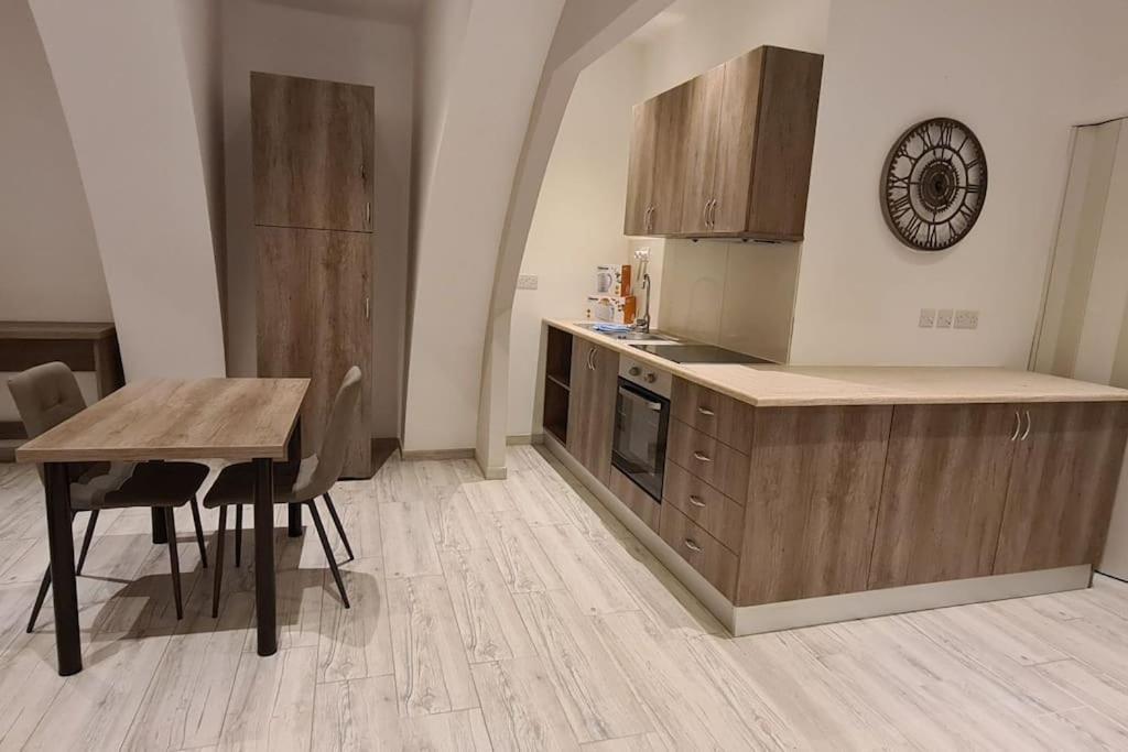 Highly Finished Studio Home In Valletta Buitenkant foto